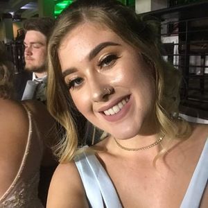 Meet your Posher, Isabella